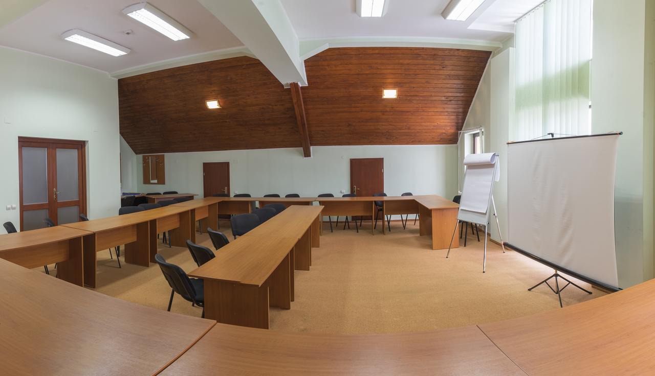 Pensiunea Vanatorul Vatra Dornei Exterior foto